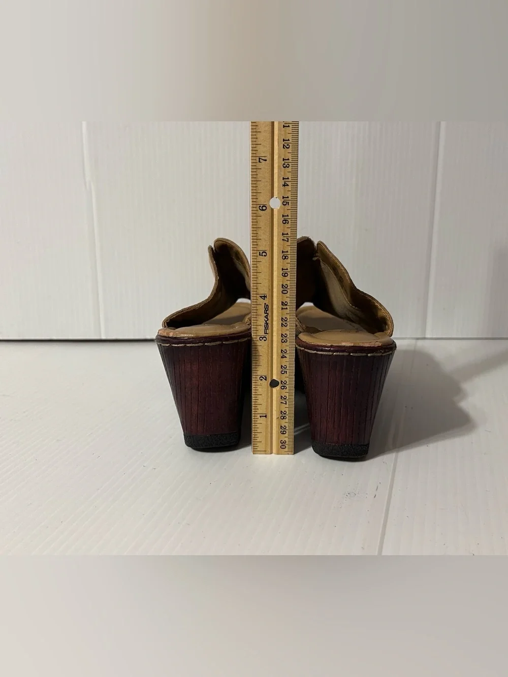 b.o.c. Leather Wedge Slide Sandals women size 8 M